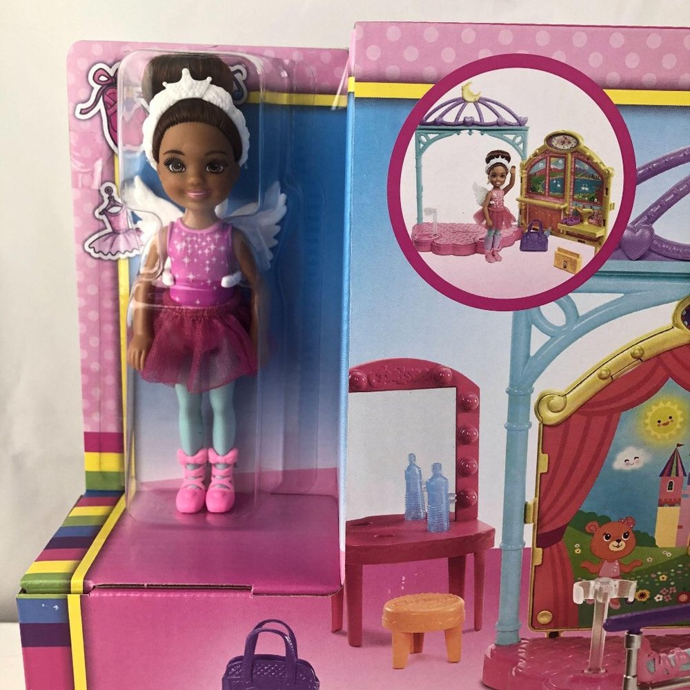 SOLD BARBIE Chelsea Ballet School Doll and Playset - Picture 3 of 9